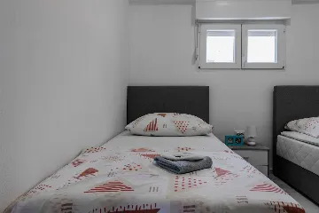 2-Bedroom Apartment in Vir, 200 m to Beach