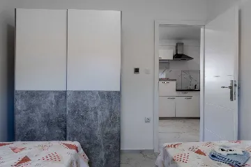 2-Bedroom Apartment in Vir, 200 m to Beach