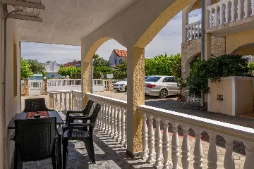 Apartment in Vir for 4 Guests, near Prezida Beach