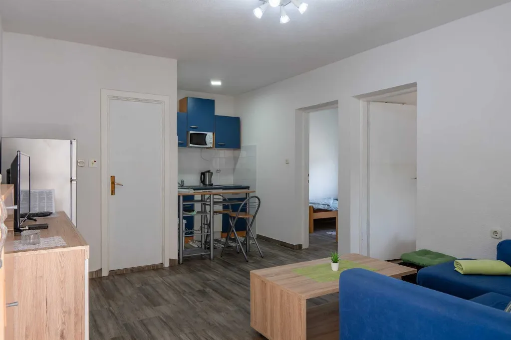 Apartment in Vir for 4 Guests, near Prezida Beach