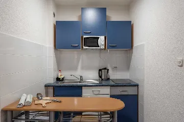 Apartment in Vir for 4 Guests, near Prezida Beach