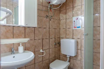 Apartment in Vir for 4 Guests, near Prezida Beach