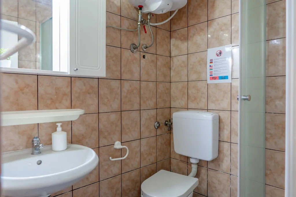 Apartment in Vir for 4 Guests, near Prezida Beach