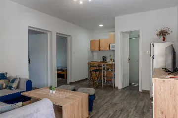 Apartment in Vir for 4 Guests with Terrace