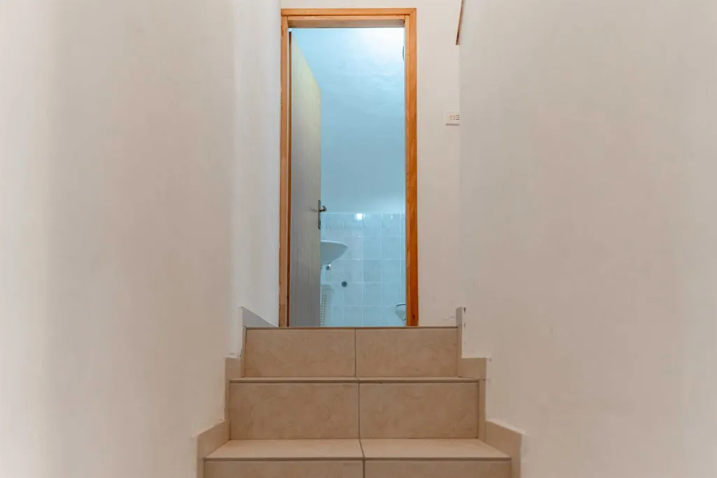 Vir 1-Bedroom Apartment for 2–4 with Sea-View