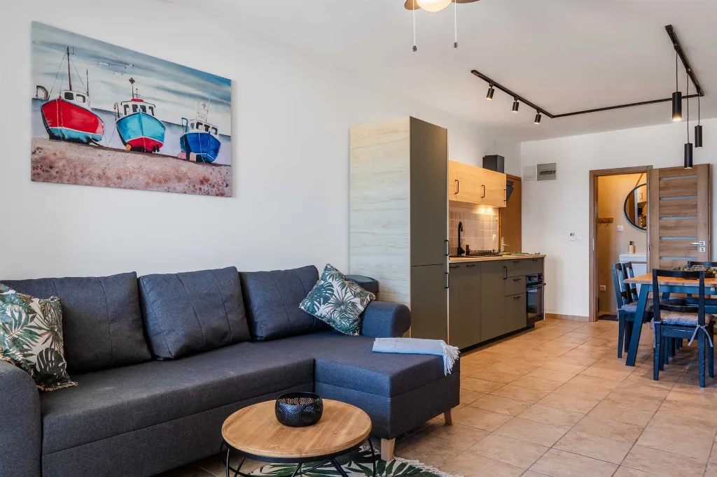 Vir Apartment for 6–7 Guests with Sea-View Balcony