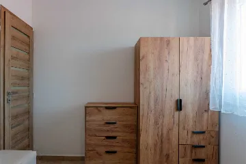 Vir Apartment for 6–7 Guests with Sea-View Balcony