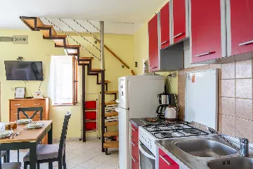 Apartment in Privlaka for 4-6 Guests with Balcony