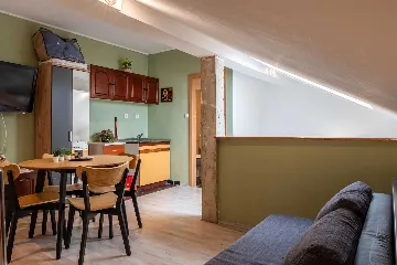 Apartment in Privlaka for 4-6 Guests with Balcony