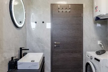 Vir Apartment with Sea-View Balcony for Up to 6