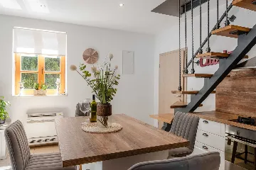 Zadar Newly Renovated 3-Bedroom Apartment with Balcony