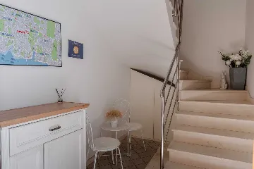 Zadar Newly Renovated 3-Bedroom Apartment with Balcony