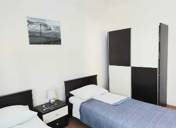 Privlaka Apartment with Furnished Terrace for 4-5