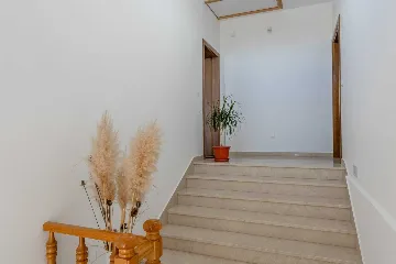 Privlaka 2-Bedroom Apartment for 4-5 Guests