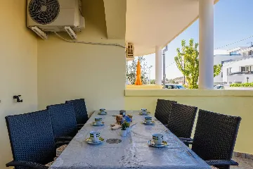 Vir Apartment for 4–5 Guests with 2 Bedrooms