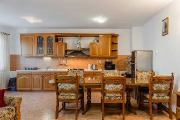 Vir Apartment for 4–5 Guests with 2 Bedrooms