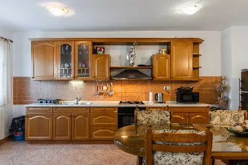 Vir Apartment for 4–5 Guests with 2 Bedrooms