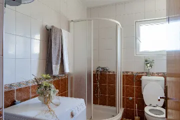 Vir Apartment for 4–5 Guests with 2 Bedrooms