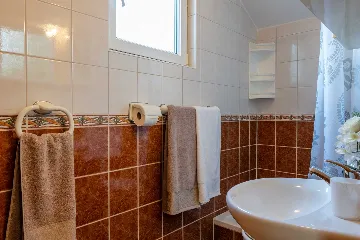 Apartment for 2 in Vir with Roofed Balcony