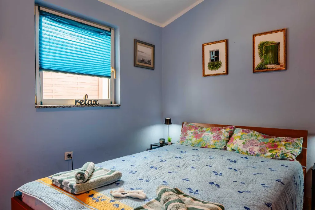 Two-Bedroom Apartment in Vir (Straža) with Terrace