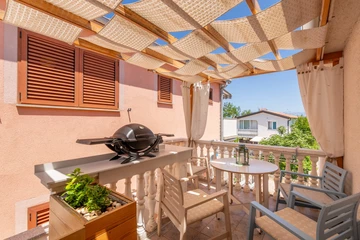 Two-Bedroom Apartment in Nin for 4 Guests