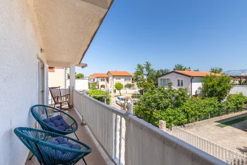 Two-Bedroom Apartment in Nin for 4 Guests