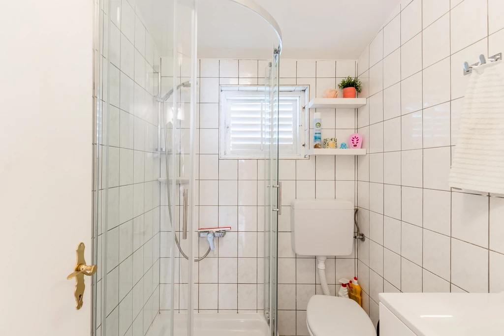Two-Bedroom Apartment in Nin for 4 Guests