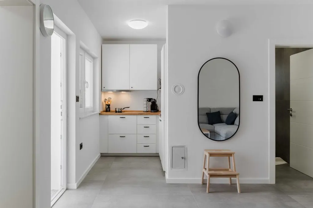 2-Bedroom Apartment in Vir for 4 Guests