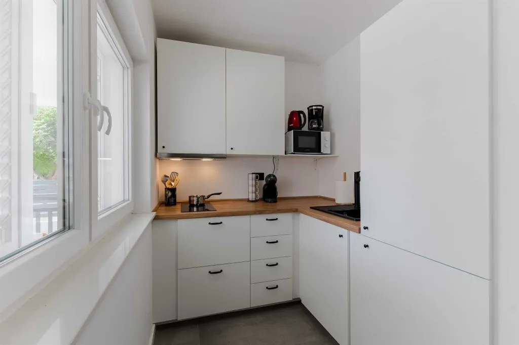 2-Bedroom Apartment in Vir for 4 Guests
