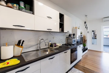 Newly Renovated Apartment in Vir for 2–4 Guests