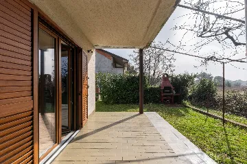 Privlaka Apartment for 4 Guests with Terrace & BBQ