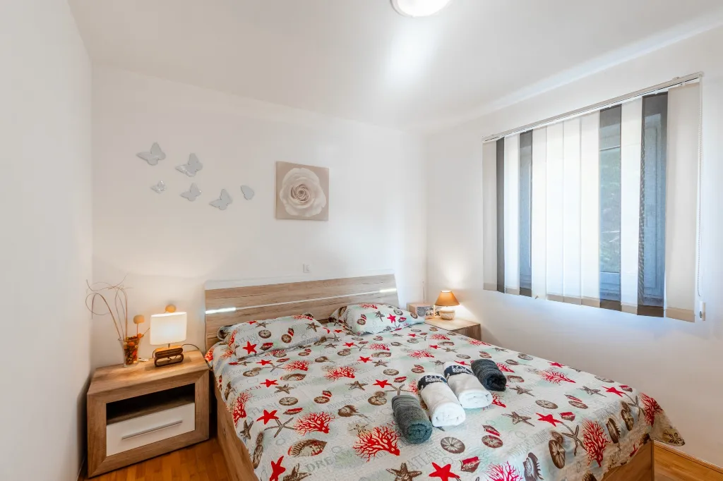 1-Bedroom Apartment in Privlaka for 2–4 Guests
