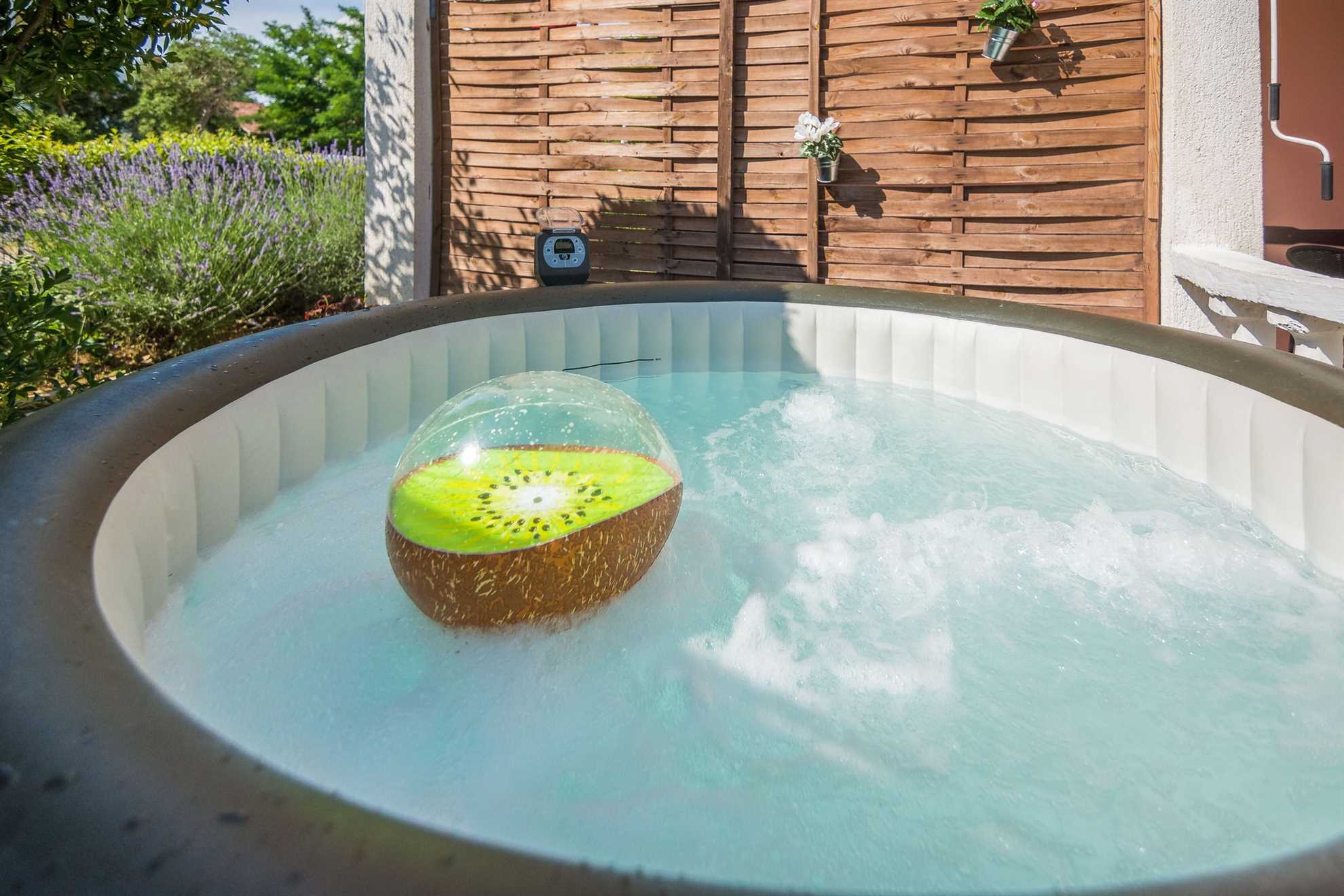 App Emina - Apartment for 2-4 persons | quiet location | Jacuzzi