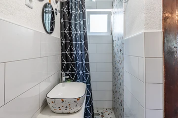 Sabunike Apartment for 2-4 Guests with Jacuzzi