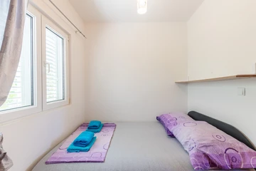 Sabunike Apartment for 2-4 Guests with Jacuzzi