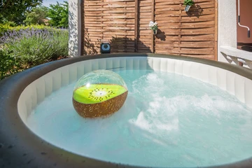 Sabunike Apartment for 2-4 Guests with Jacuzzi