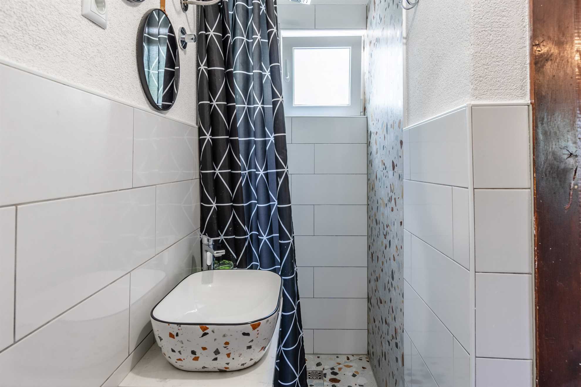 App Emina - Apartment for 2-4 persons | quiet location | Jacuzzi