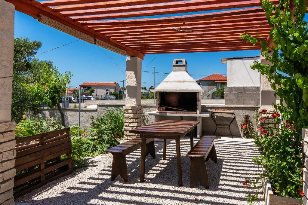 Two-Bedroom Apartment with Roofed Balcony in Vir