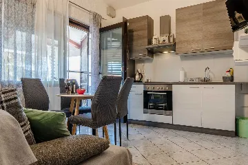 Sea-View Apartment in Vir for Up to 4 Guests