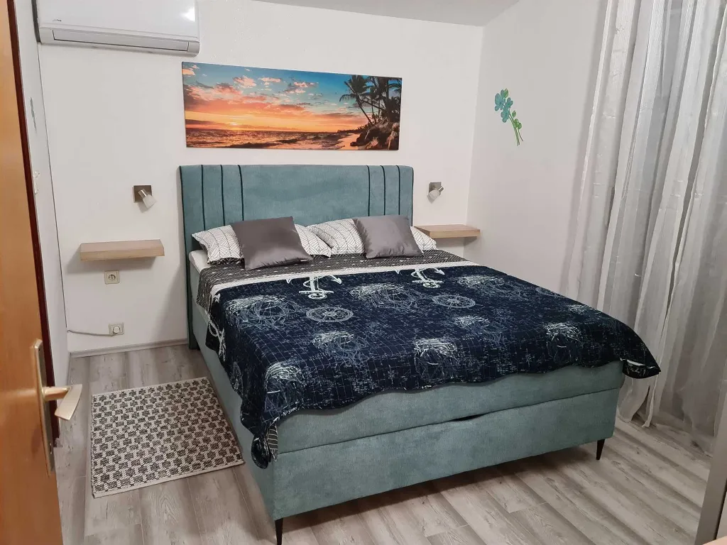 Sea-View Apartment in Vir for Up to 4 Guests