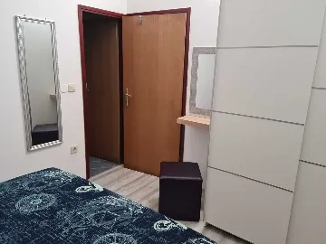 Apartment with Covered Balcony in Vir (4 Guests)