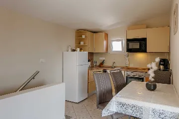 Sea View Apartment in Vir for 4–5 Guests