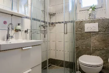 Sea View Apartment in Vir for 4–5 Guests