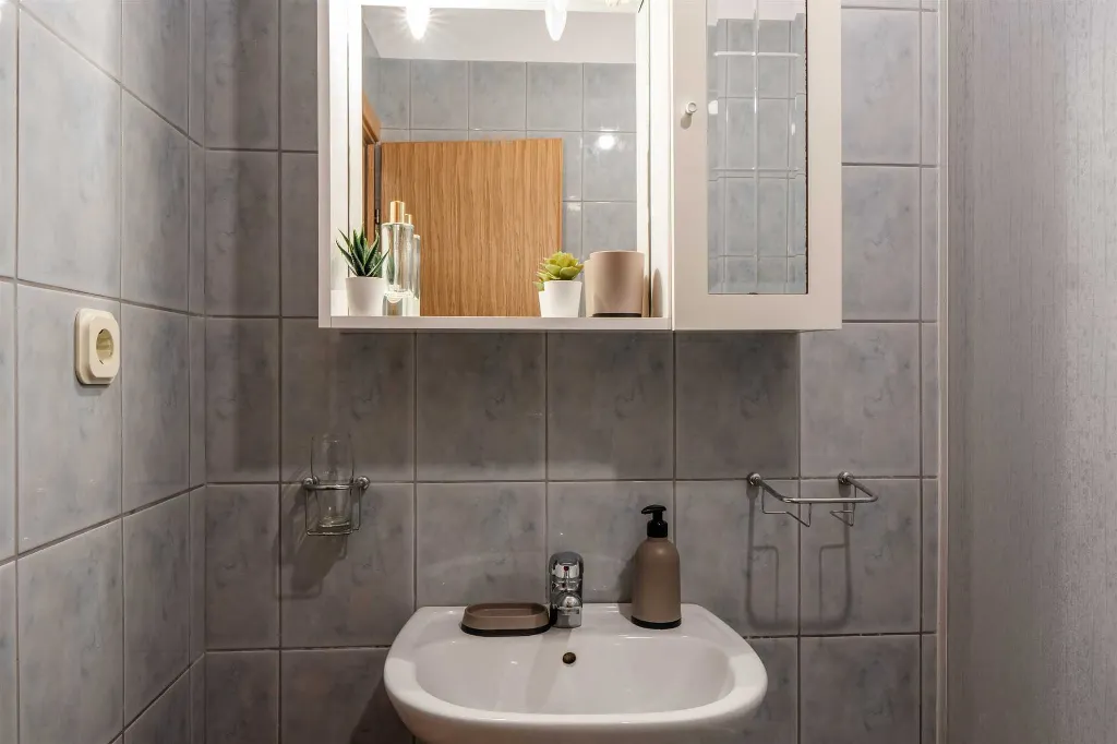 1-Bedroom Apartment in Vir for 2–3 Guests