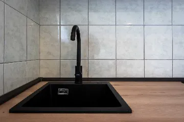 Apartment in Vir for 2–3 Guests with Balcony