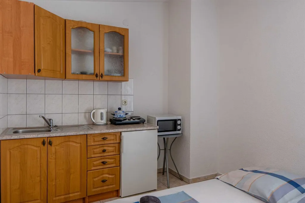 Studio Apartment for 2 in Vir, Croatia