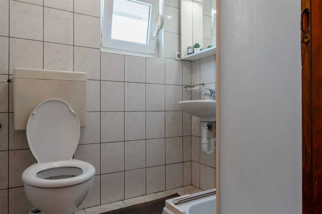 Studio Apartment for 2 in Vir, Croatia