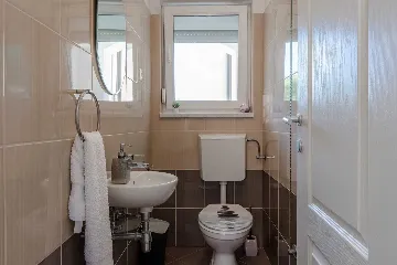 Apartment with Sea View near Pebble Beach in Vir