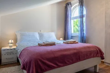 Apartment with Sea View near Pebble Beach in Vir