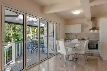 Apartment in Vir for 4 with Sea-View Terrace